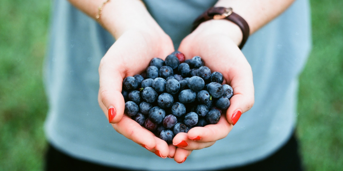 Blåbär är rika på antioxidanter som kan stärka ditt immunförsvar.